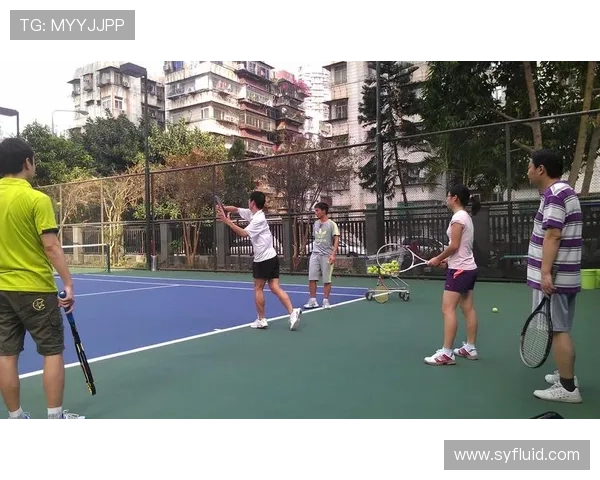 李伟亲授网球技巧与心得分享助你提升球技的秘密秘诀